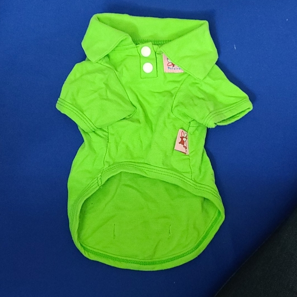 💥 5/$15 Green Pet shirt - Picture 2 of 3